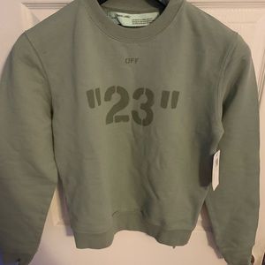 BRAND NEW WITH TAGS OFF WHITE SWEATSHIRT